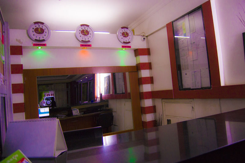 Royal City Dubai Complex Kisumu Zewnętrze zdjęcie