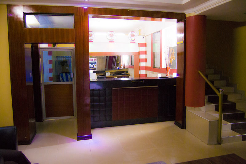 Royal City Dubai Complex Kisumu Zewnętrze zdjęcie