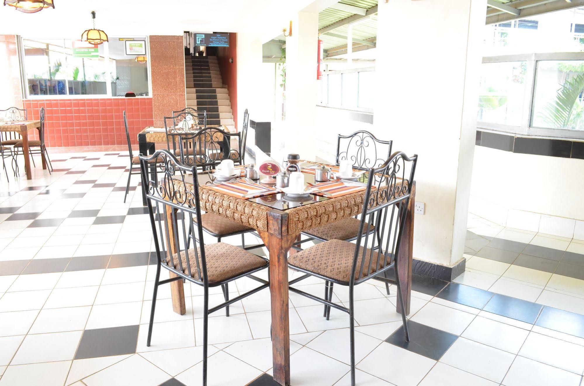 Royal City Dubai Complex Kisumu Zewnętrze zdjęcie