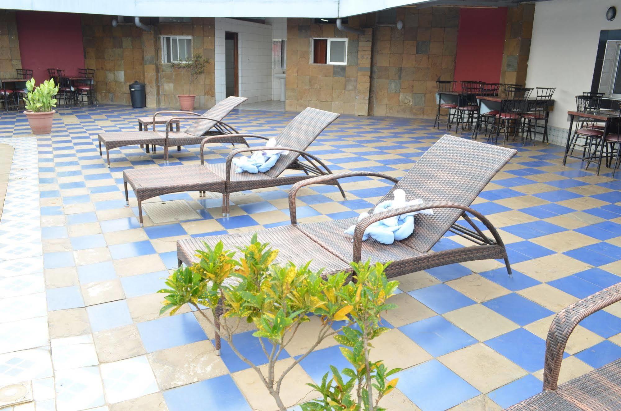 Royal City Dubai Complex Kisumu Zewnętrze zdjęcie
