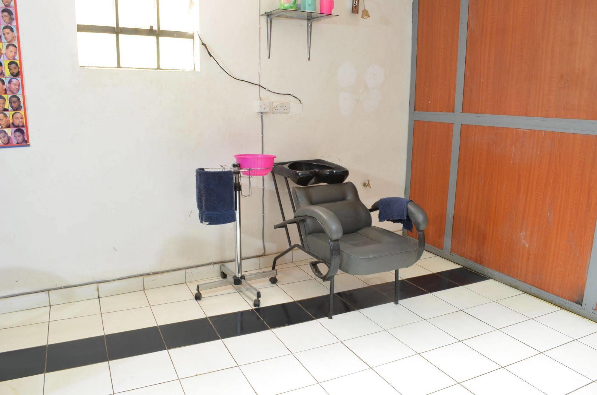 Royal City Dubai Complex Kisumu Zewnętrze zdjęcie